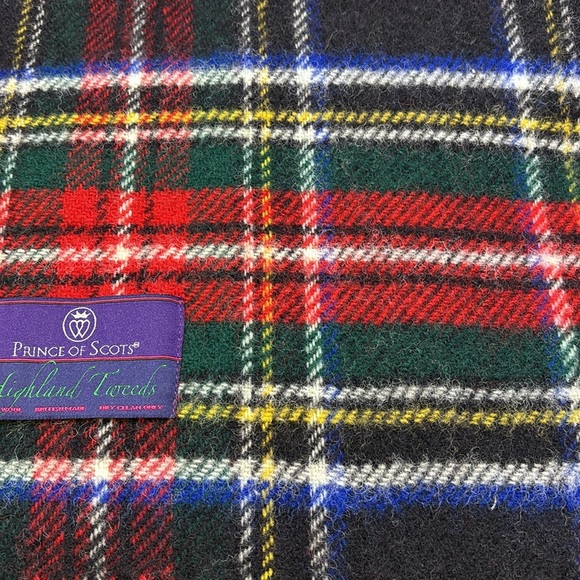 Prince of Scots
Tartan Tweed Fluffy Throw - Picture 3 of 4